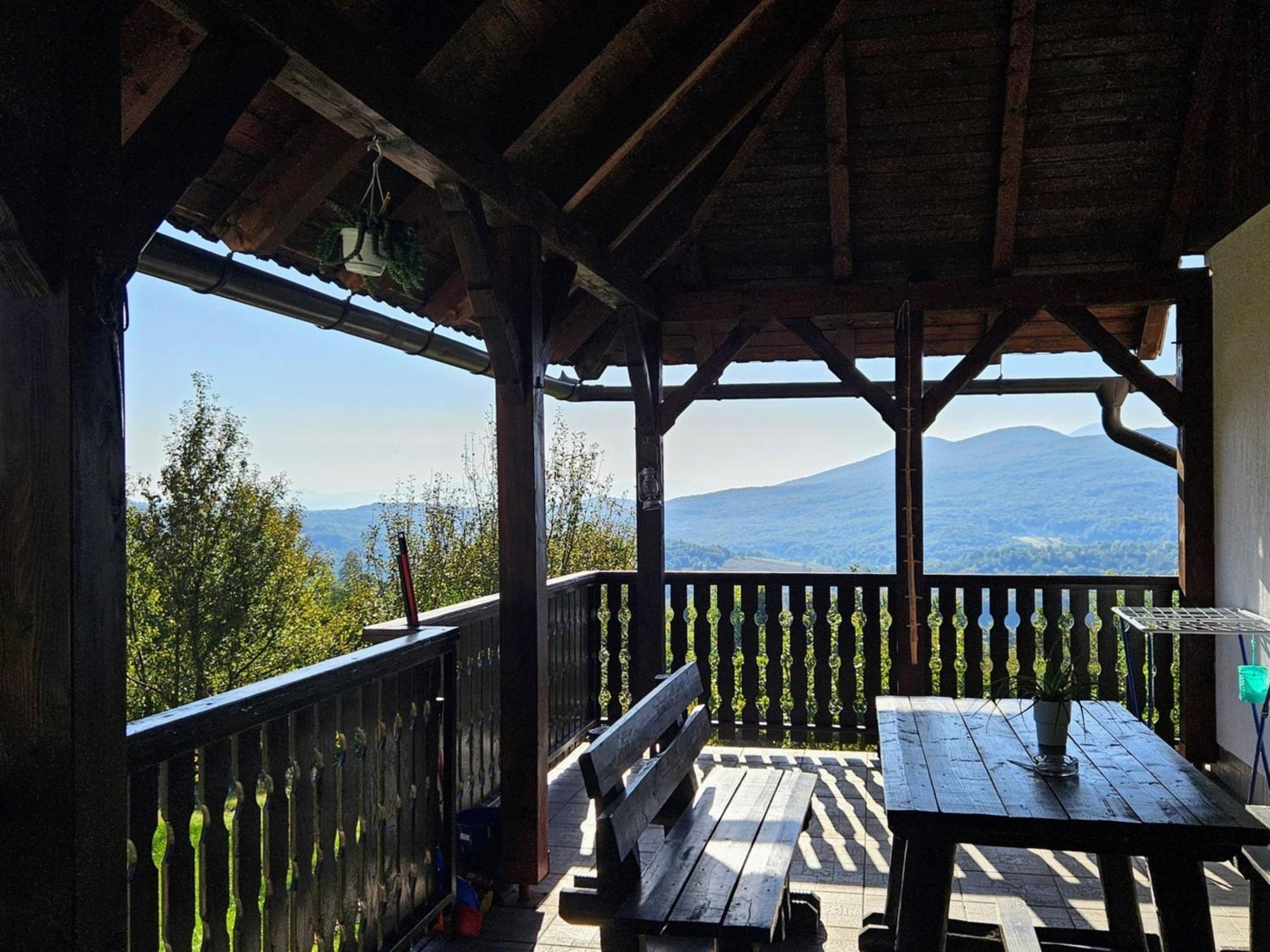 Cozy House Zivko With Balcony Villa พลิตวิชกา เยเซรา ภายนอก รูปภาพ